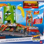 Hot Wheels City Super Recharge Fuel Station