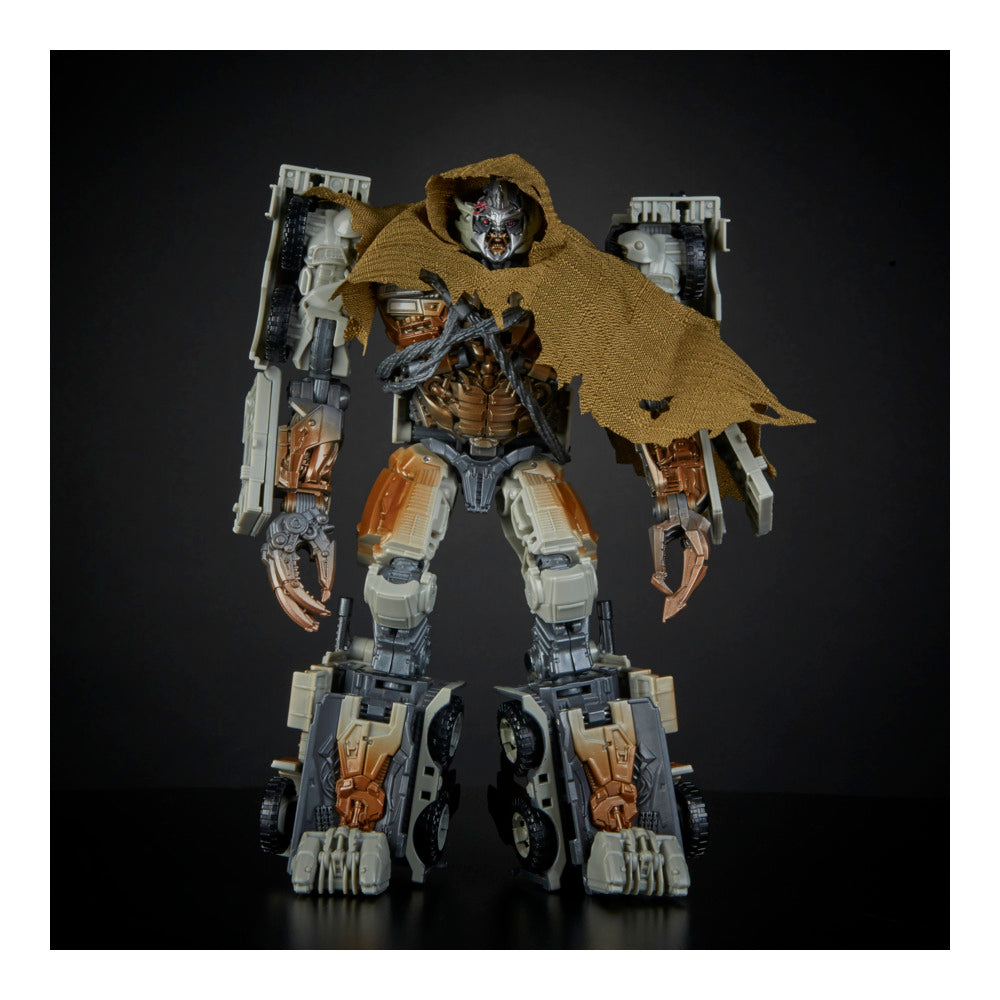 E3750_DAD_Life_S19_TRA_StudioSeriesLeadeMegatron_0252_50px-margin_1000px_72DPI