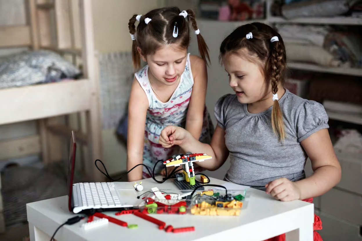 Bb56J3Wjxxrmr0Cvb438Rnpbmw | Play and Dream Toys UAE