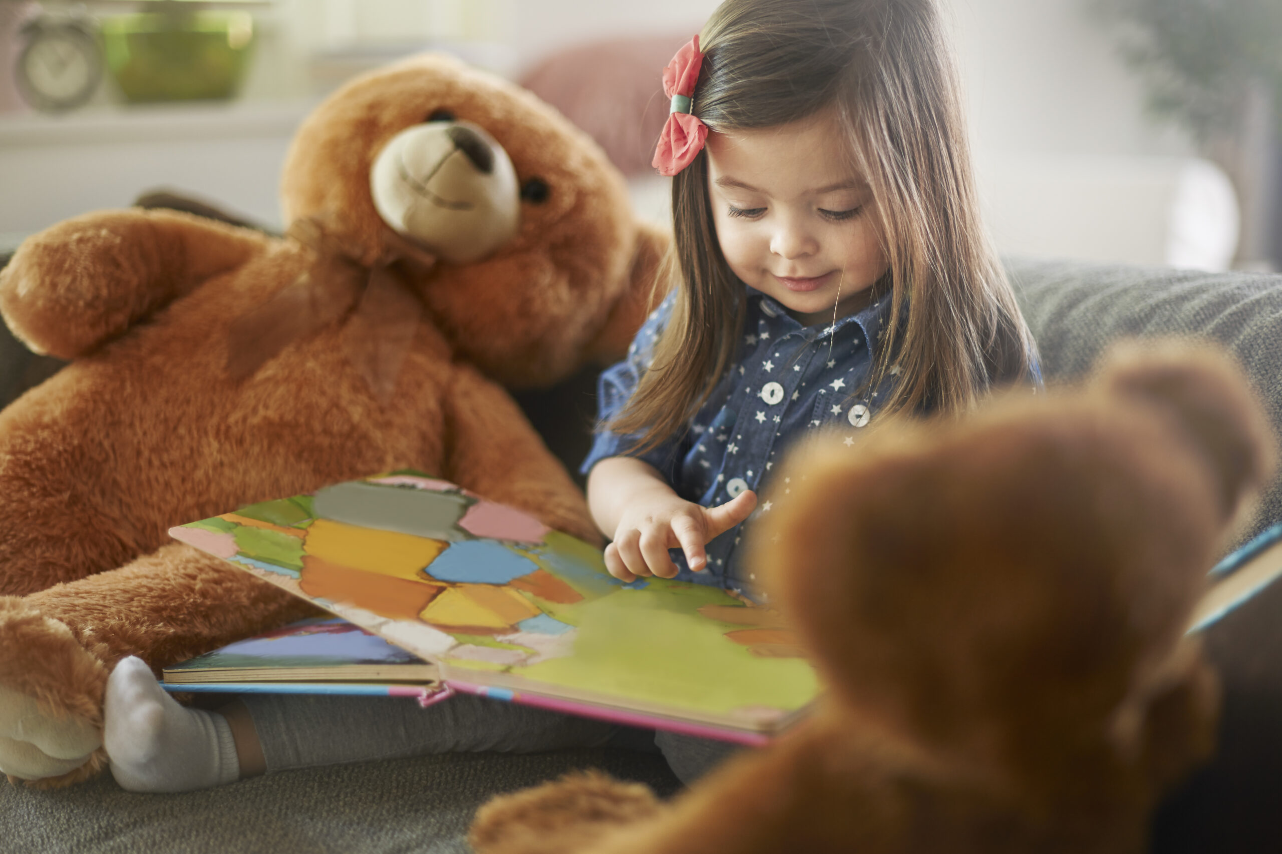 Little Girl Reading Book With Her Teddy Bears | Play and Dream Toys UAE
